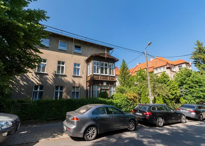 Szary & By Grand 公寓 *